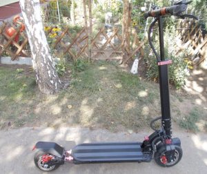 Brand new 48V 500W Z9 electric scooter electric car at half price