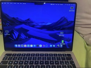 macbook air 13 vysoko rychli novy cip m2