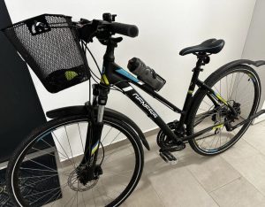 Women's Genesis bike for sale!