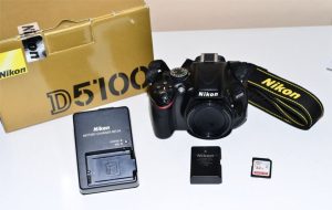 Nikon D5100 + accessories