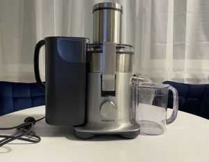 Kenwood JE850 Excel fruit and vegetable juicer