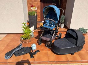 I am selling CYBEX PRIAM Rosé gold double combination with F