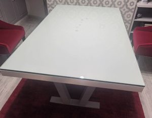 Solid oak dining table / meeting table