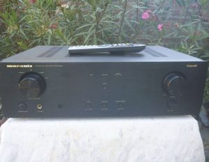 Marantz PM6010OSE amplifier with remote control