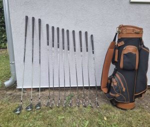 12 Golf clubs + Golf bag