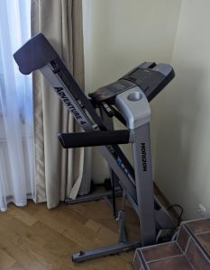 Used Horizon Adventure4 professional treadmill up to 147 kg