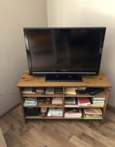 TV állvány IKEA tömör fa