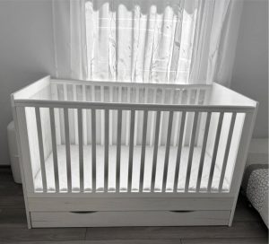 Brendon Tone cot that can be converted into a youth bed for sale!