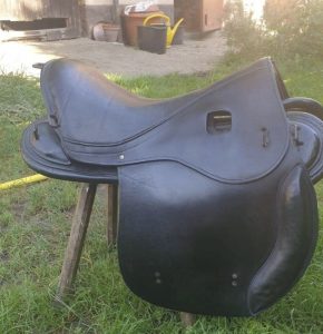 Touring saddle for sale