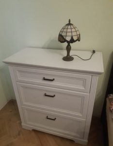 Bedroom furniture set