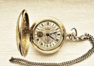 Beautiful, new condition, Molnija pocket watch, in gold color. Treasured as a relic