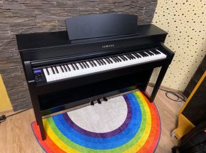 Digital piano Yamaha CLP-545