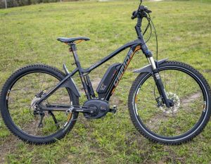 High mounted Gepida Asgard 650B electric bike, almost new