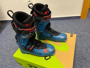 Skialp ski boots Dalbello Quantum Free 130