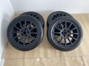 Electrons 5x100 r15