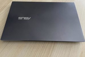 Asus Zenbook 14 UX425EA