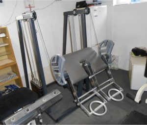 Gym combined biceps machine (scott machine) with 100kg. flat weight!