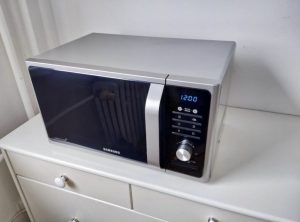 Microwave oven Samsung-MS23F301TAS