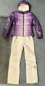 Women's Völkl ski suit for sale!