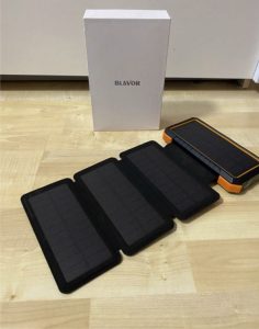 Blavor W12 Solarní powerbanka 20000mAh / 18W