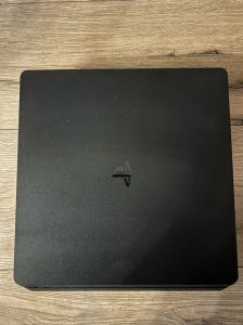 PlayStation 4 Slim