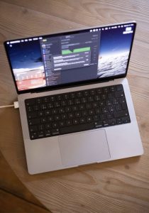 Apple MacBook Pro M1 Pro 14