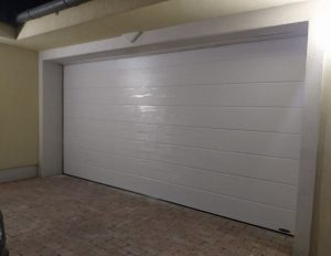 Brand new garage door, electric, sectional EU