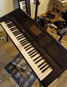 Yamaha psr sx 900 for sale