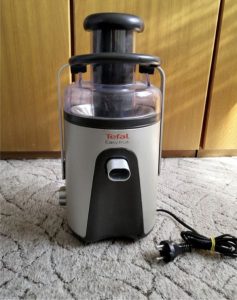 TEFAL ZE-58 JUICER