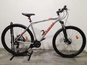 I offer for sale a mountain bike Trek Marlin 5 29