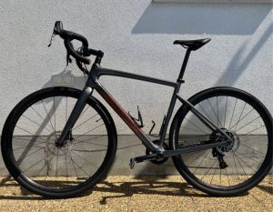 Eladó Specialized Diverge Base Carbon 56