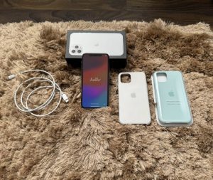 Apple iphone 11 Pro 64 GB + ajándékok