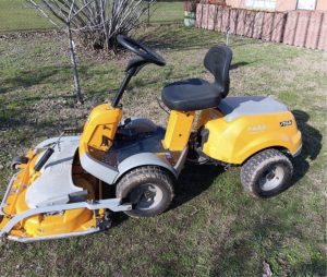 Good condition Stiga articulated lawn mower tractor lawn tractor for sale