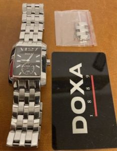 Doxa Swiss watch 243.10.103.10 - in good condition