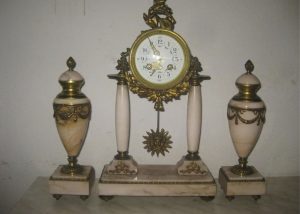 Candlestick clock THOMAS A DIJON JAPY FRÉRES 19th century.