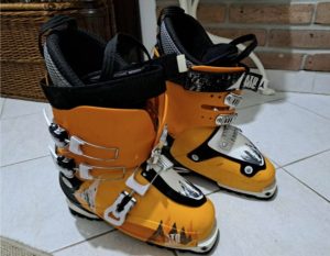 Atomic Waymaker Tour 110 touring ski boot 27-27.5