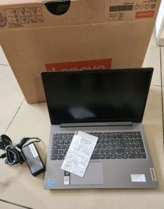 Notebook Lenovo Slim 3 128GB, 4GB