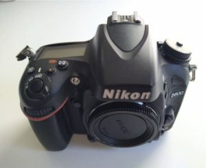 Nikon D600 Full Frame váz, + Vertax D14 portrémarkolat (ajándék Yongnu