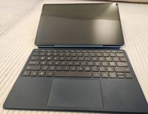 Robo & Kala 2 in 1 Laptop 16 GB RAM 1 TB SSD (kb Surface Pro X SQ3)