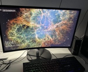 Sale of PC set + monitor