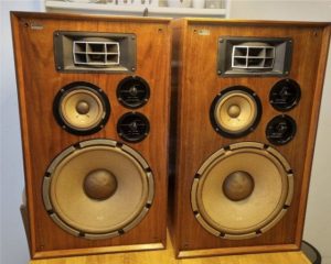 Pioneer Speaker pair, CS-E700 speaker