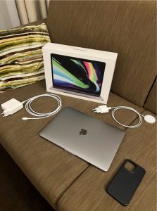 MacBook Pro for sale (13-inch, M1, 2020) - €750