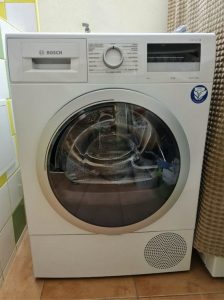 I am selling a BOSH clothes dryer, Series 4