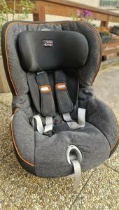 I am selling a Britax Römer King II car seat + insert pr