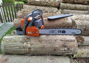 Oleo-Mac GS 520 chainsaw