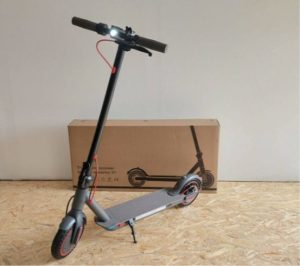 New T1 adult electric scooter (350w, 10.4Ah)