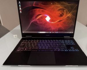 HP Omen/15.6''Qhd IPS LED/300 nits/165Hz/AMD Ryzen 7 5800H/16GB/512GB