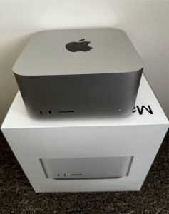 Apple Mac Studio M1 MAX 32gb 1TB. Zaruka 12 mesicu