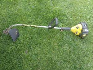 I am selling a functional McCulloh trimmer