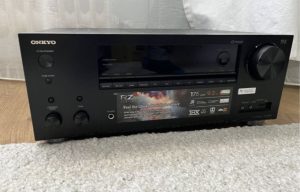 Onkyo TX-RZ 730 home theater